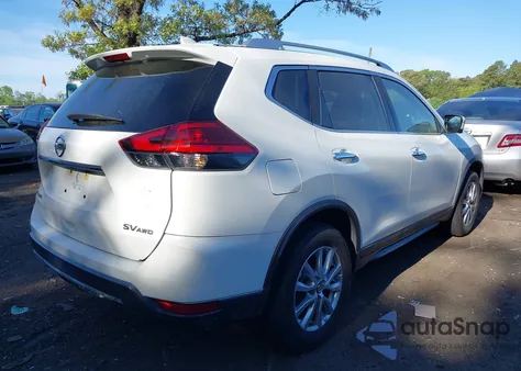 2017 Nissan Rogue Sv z USA, uszkodzony, nr VIN KNMAT2MVXHP512848